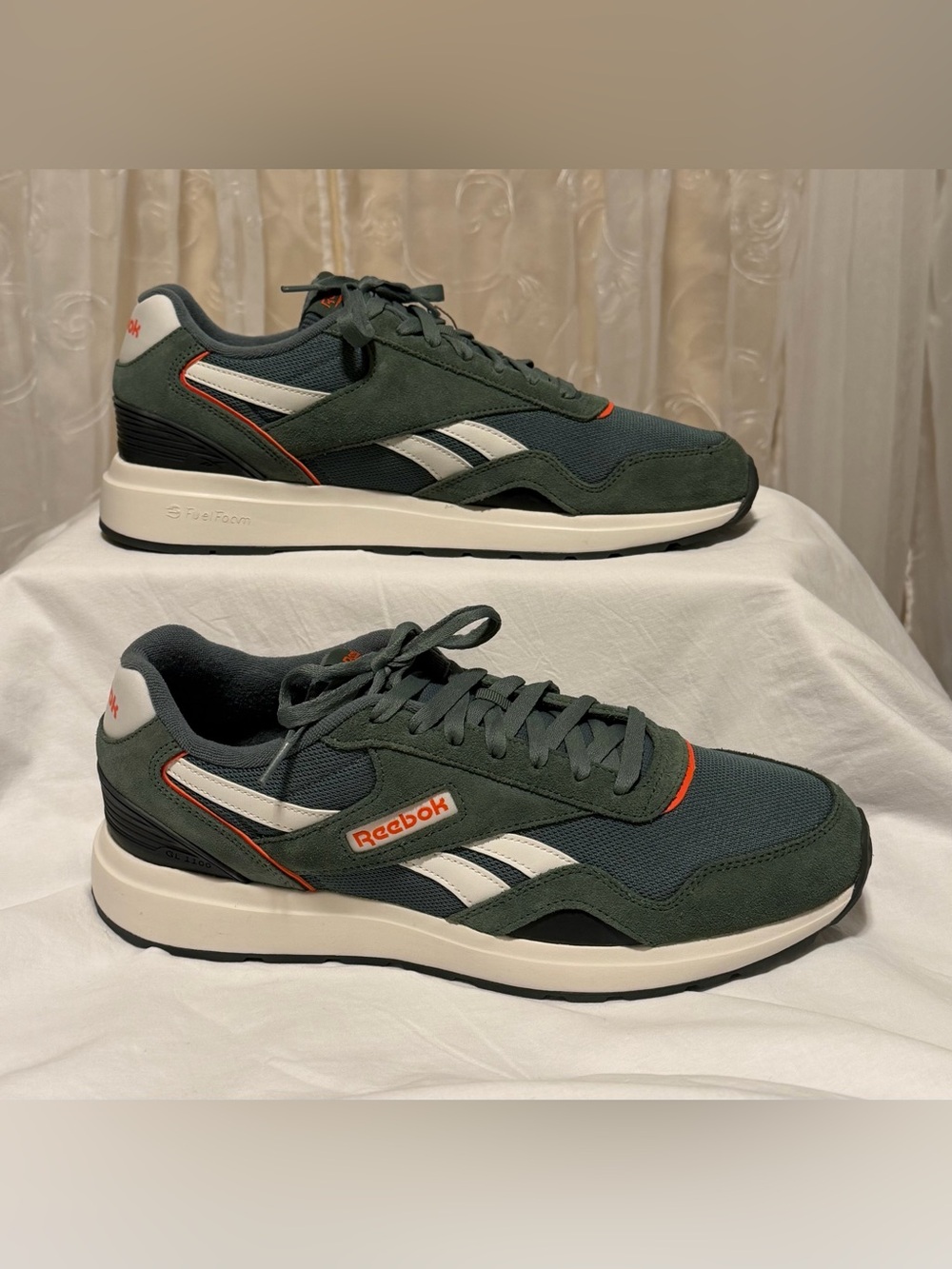 NEW! Reebok Men's Dark Green & White Retro Runner with Orange Trim-Size 13